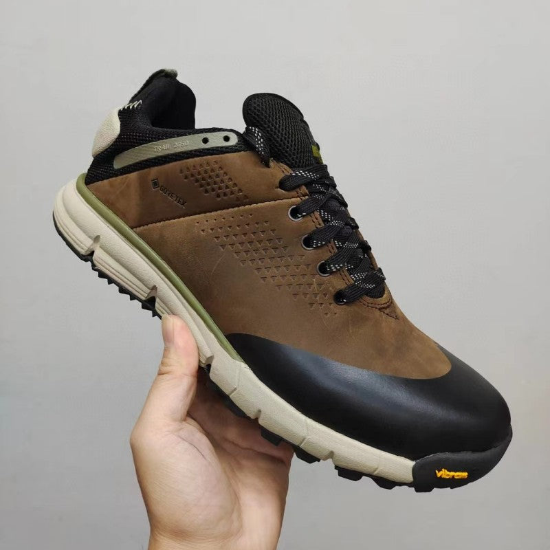 Men's hiking boots